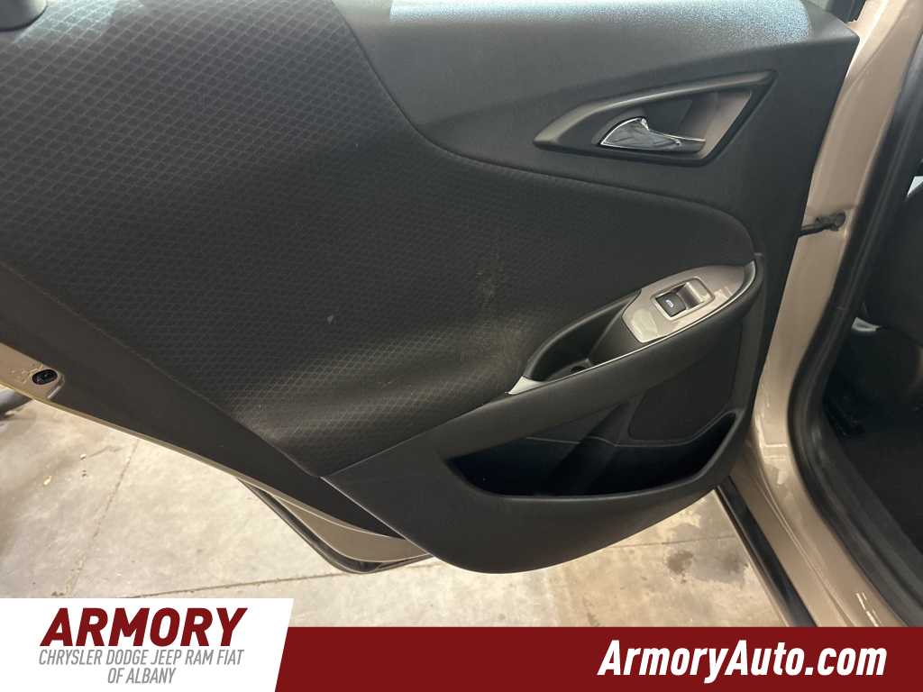 Thumbnail: 2023 Chevrolet Malibu - 24