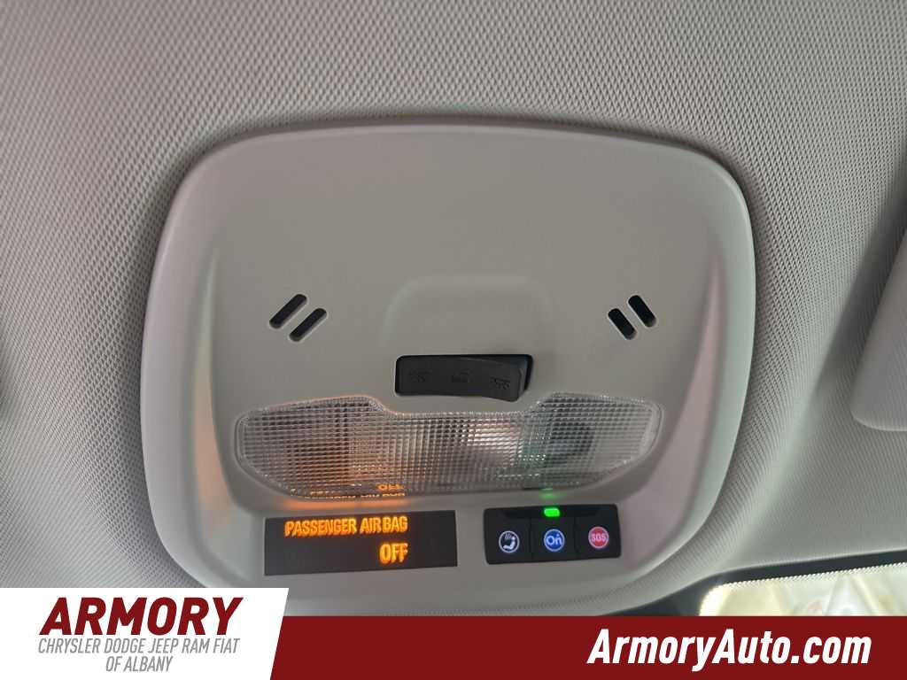 Thumbnail: 2025 Chevrolet Trax - 24