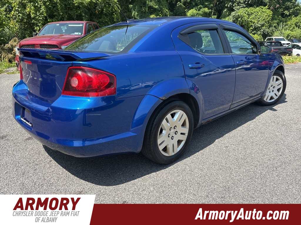 Thumbnail: 2013 Dodge Avenger - 4