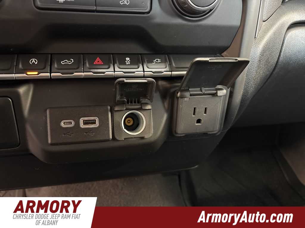 Thumbnail: 2022 Chevrolet Silverado 1500 - 18