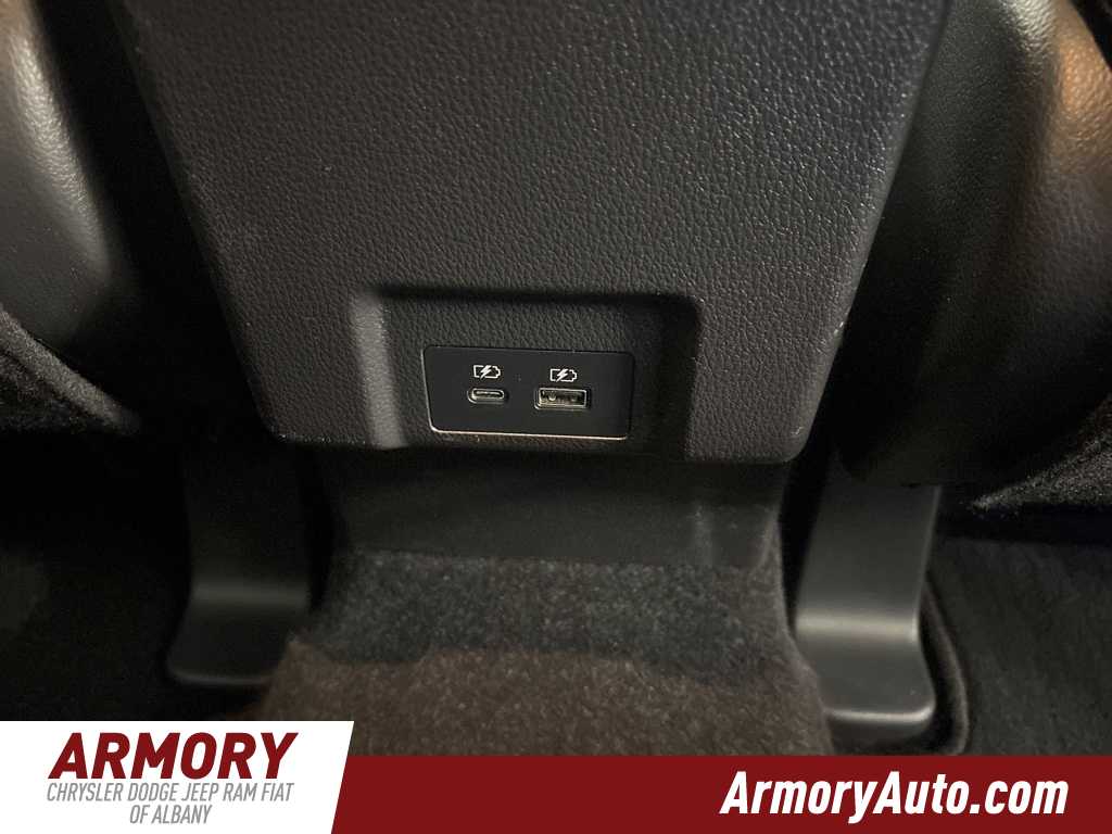 Thumbnail: 2024 Mitsubishi Eclipse Cross - 34