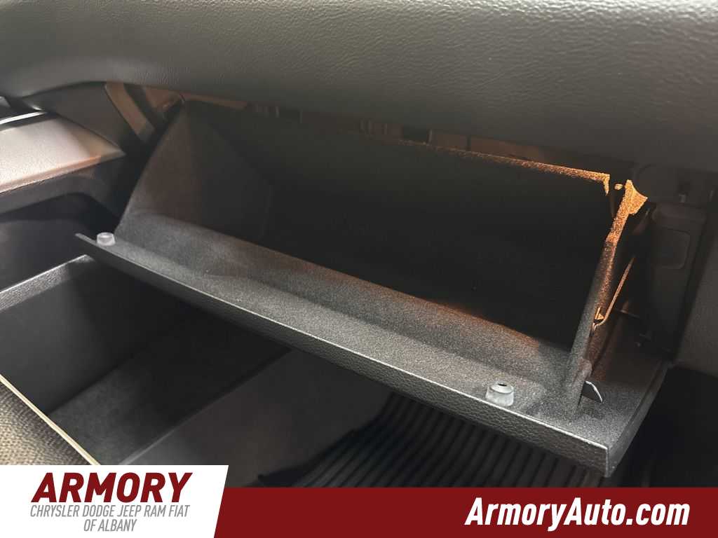 Thumbnail: 2021 RAM 1500 - 40