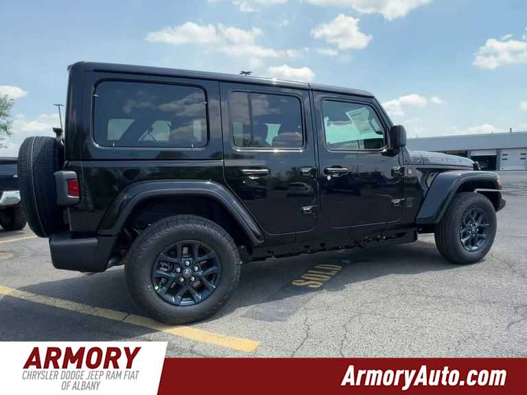 Thumbnail: 2026 Jeep Wrangler - 2