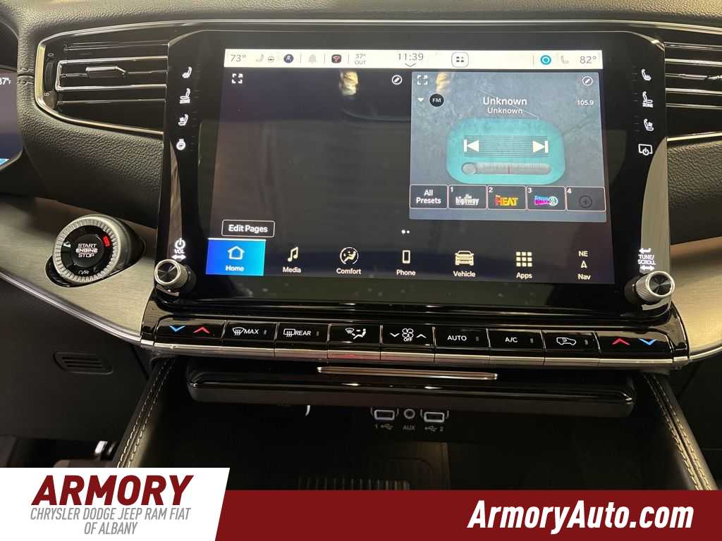 Thumbnail: 2026 Jeep Grand Wagoneer - 17