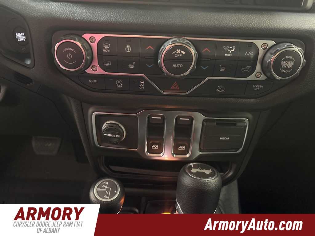 Thumbnail: 2026 Jeep Wrangler - 15