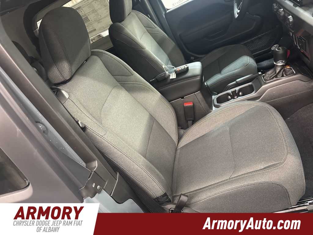 Thumbnail: 2026 Jeep Wrangler - 27