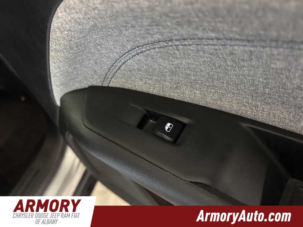 Thumbnail: 2024 Jeep Compass - 29