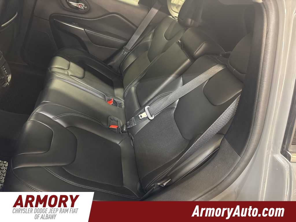 Thumbnail: 2020 Jeep Cherokee - 25