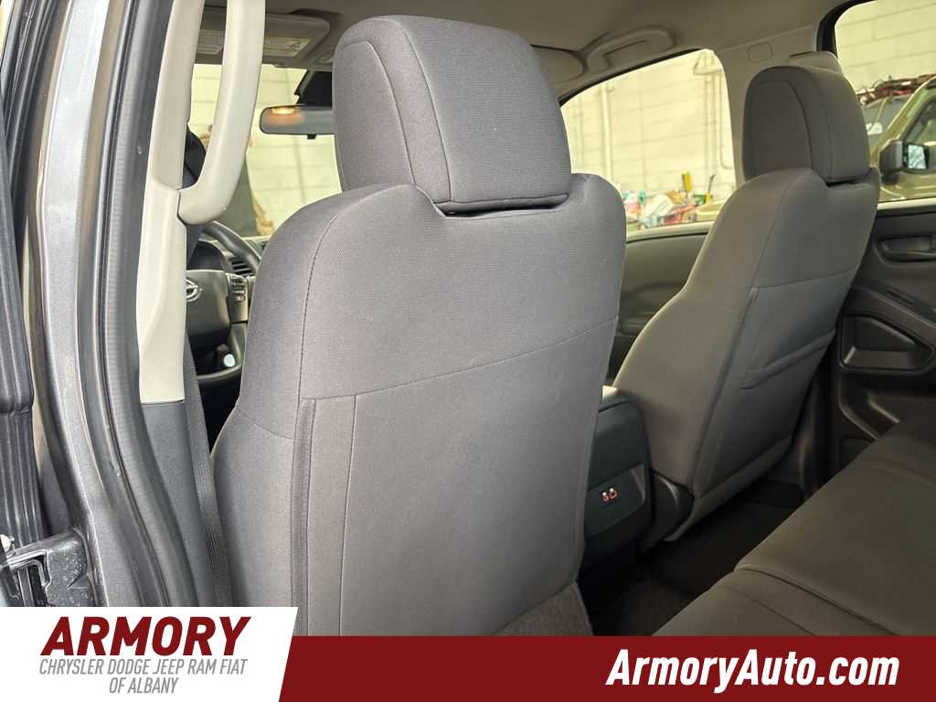 Thumbnail: 2022 Nissan Frontier - 23