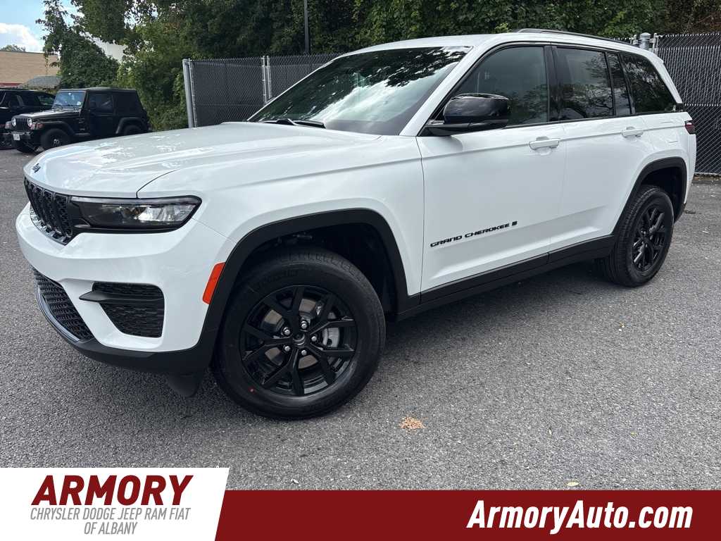 Thumbnail: 2025 Jeep Grand Cherokee - 1