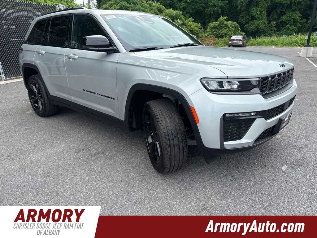 Thumbnail: 2026 Jeep Grand Cherokee - 3