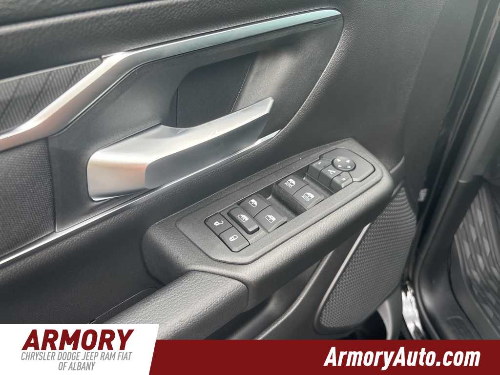 Thumbnail: 2026 RAM 1500 - 8