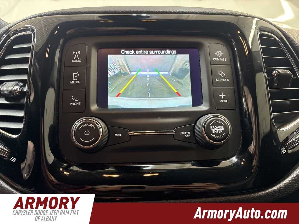 Thumbnail: 2018 Jeep Compass - 17