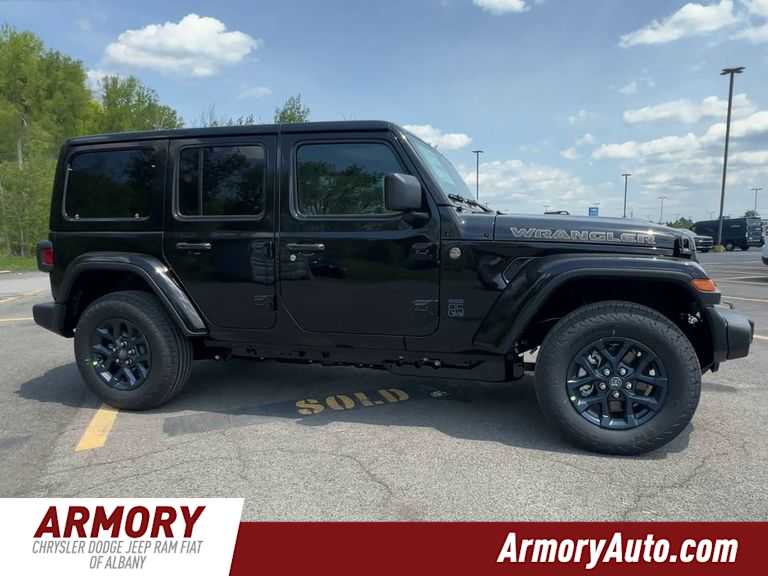 Thumbnail: 2026 Jeep Wrangler - 3