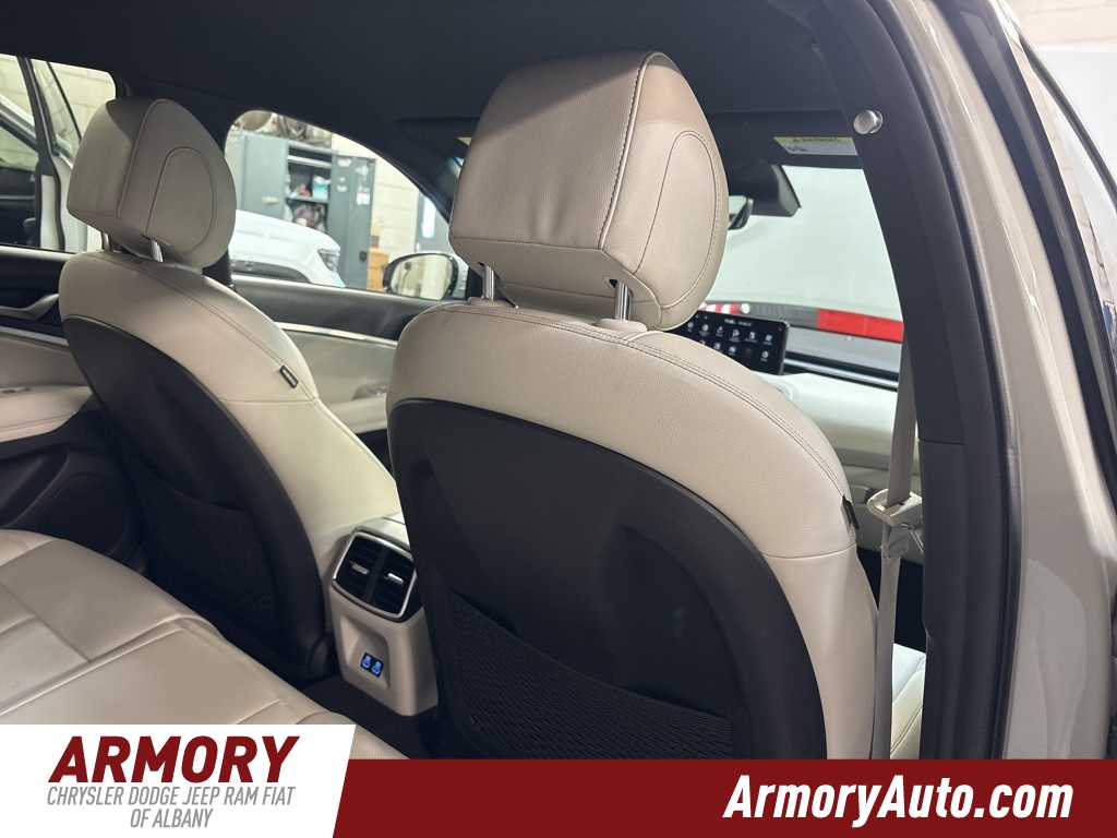 Thumbnail: 2024 Genesis G70 - 32