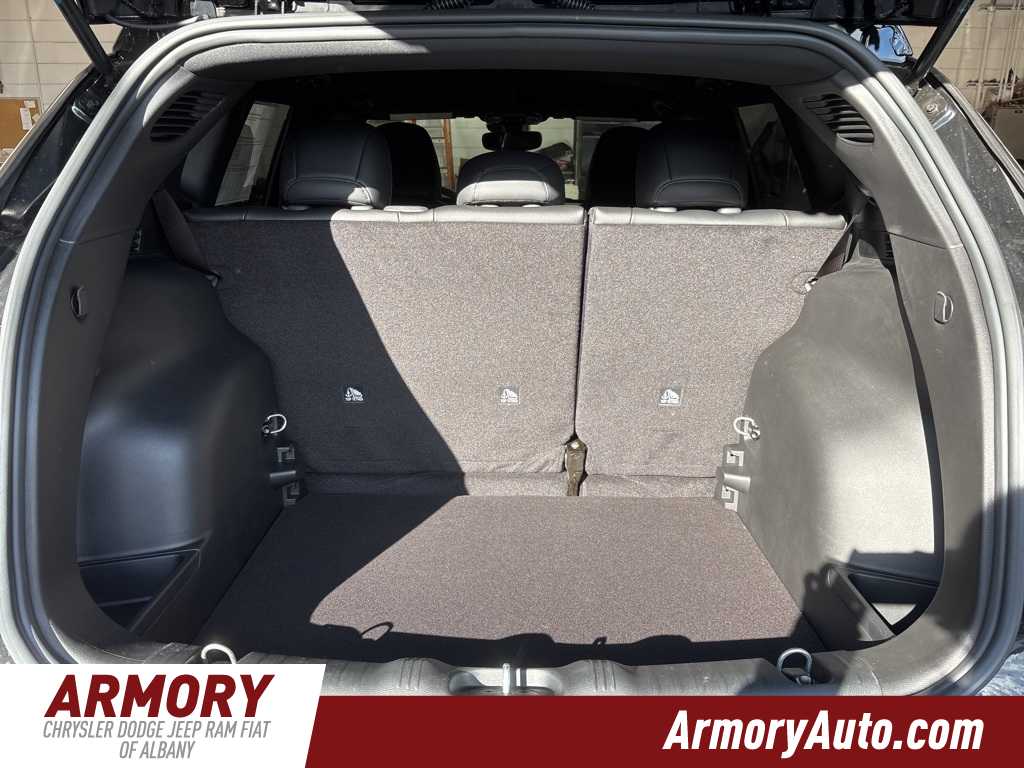 Thumbnail: 2025 Jeep Compass - 22