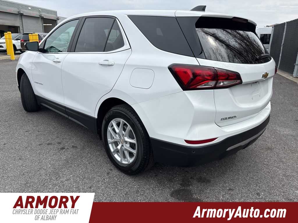 Thumbnail: 2022 Chevrolet Equinox - 6