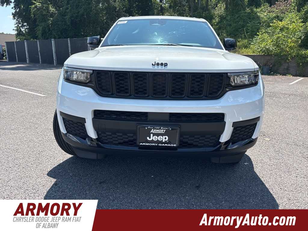 Thumbnail: 2025 Jeep Grand Cherokee L - 2