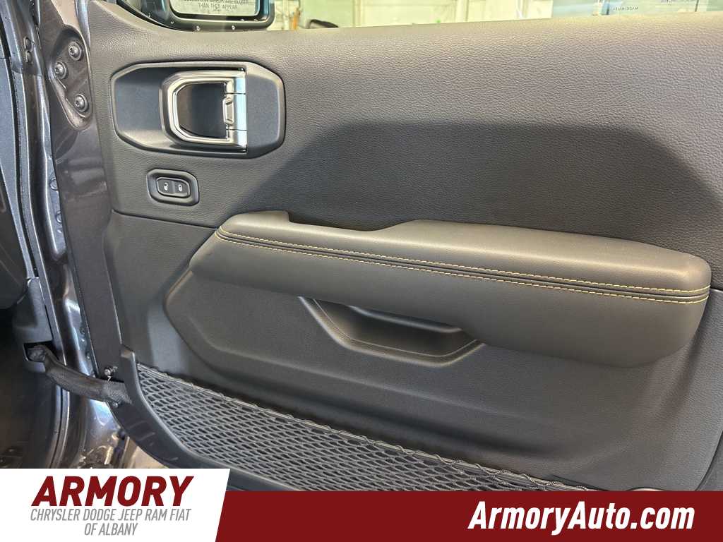 Thumbnail: 2025 Jeep Wrangler - 36