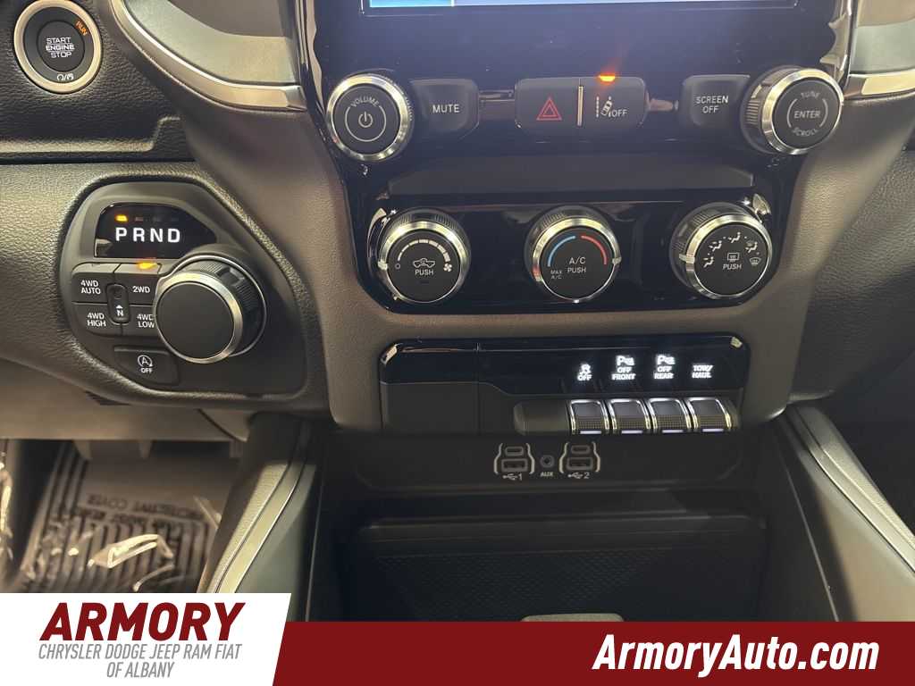 Thumbnail: 2026 RAM 1500 - 19
