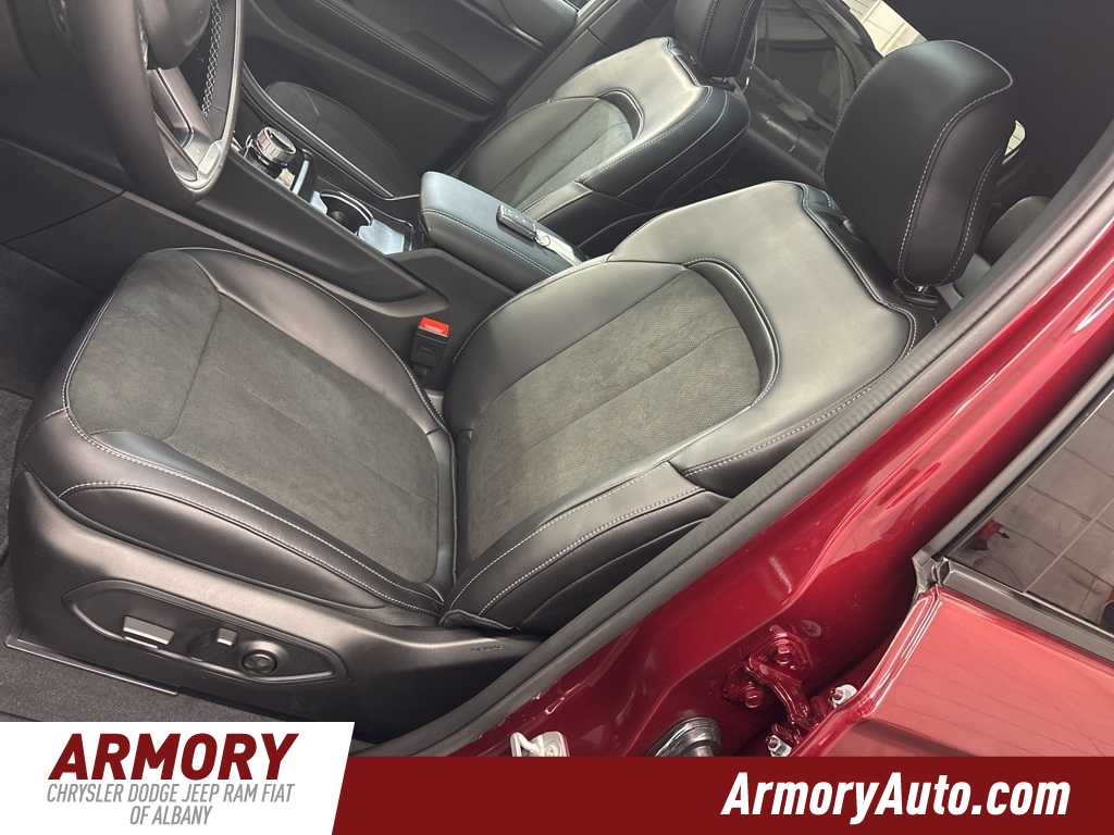 Thumbnail: 2025 Jeep Grand Cherokee L - 12