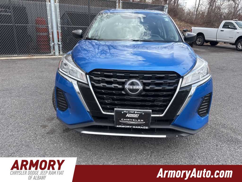 Thumbnail: 2022 Nissan Kicks - 2