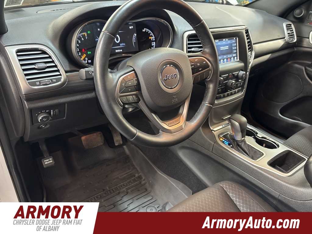 Thumbnail: 2019 Jeep Grand Cherokee - 9