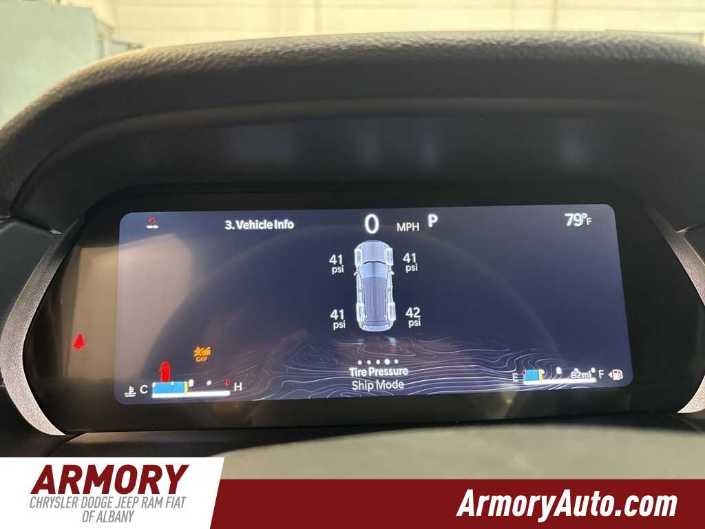 Thumbnail: 2025 Jeep Grand Cherokee - 15