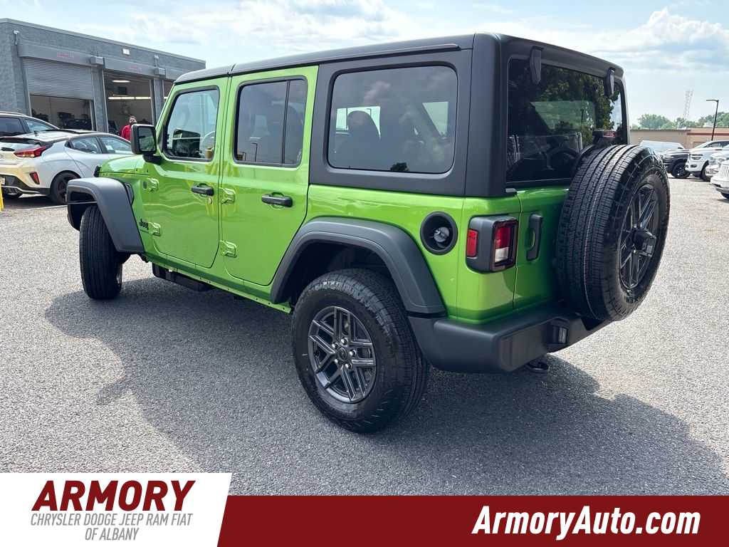 Thumbnail: 2026 Jeep Wrangler - 6