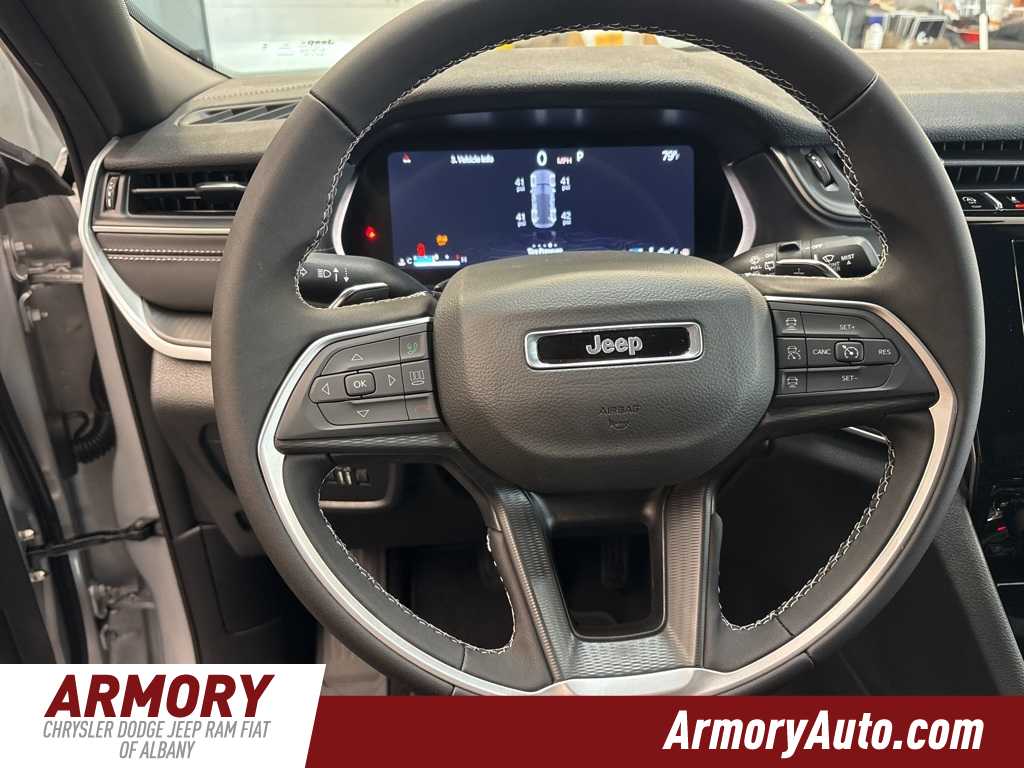 Thumbnail: 2025 Jeep Grand Cherokee - 14