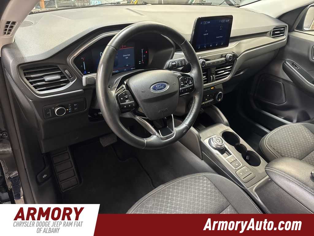 Thumbnail: 2024 Ford Escape - 9