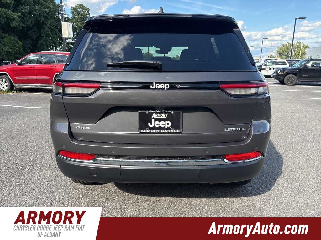 Thumbnail: 2025 Jeep Grand Cherokee - 5