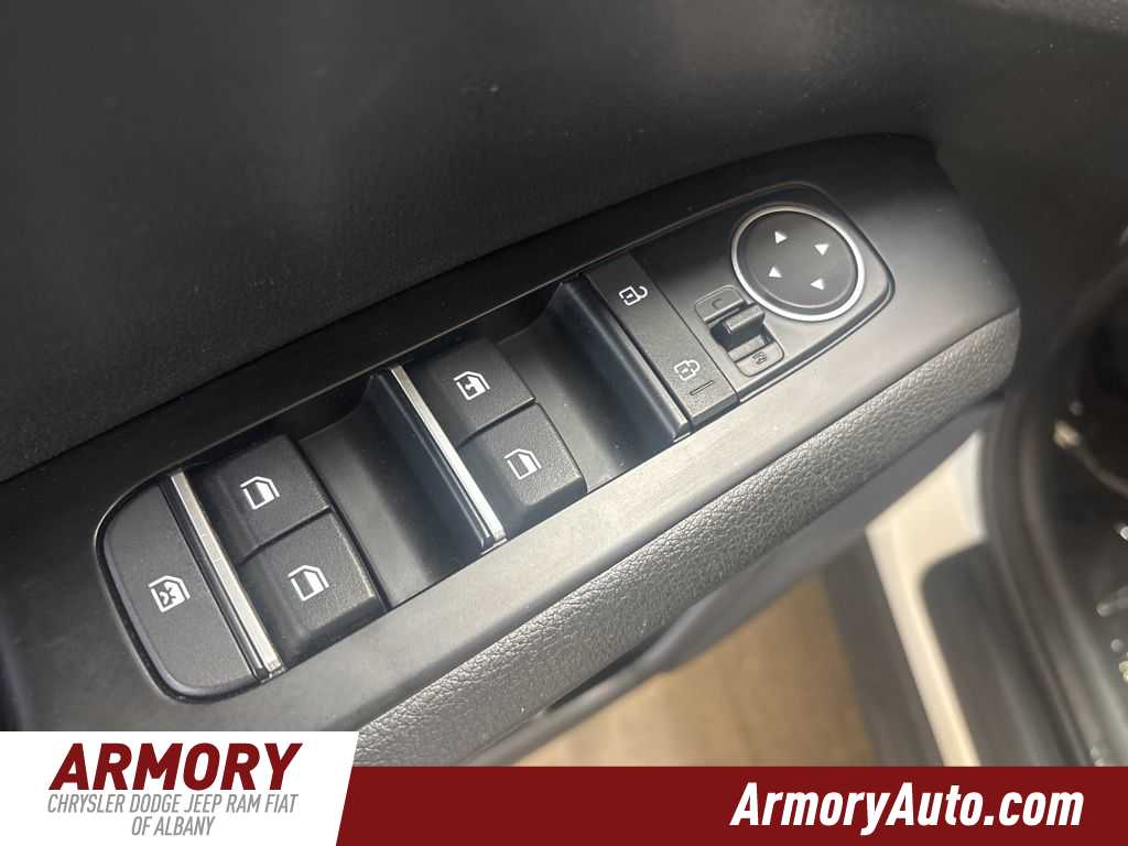 Thumbnail: 2024 Kia Soul - 8