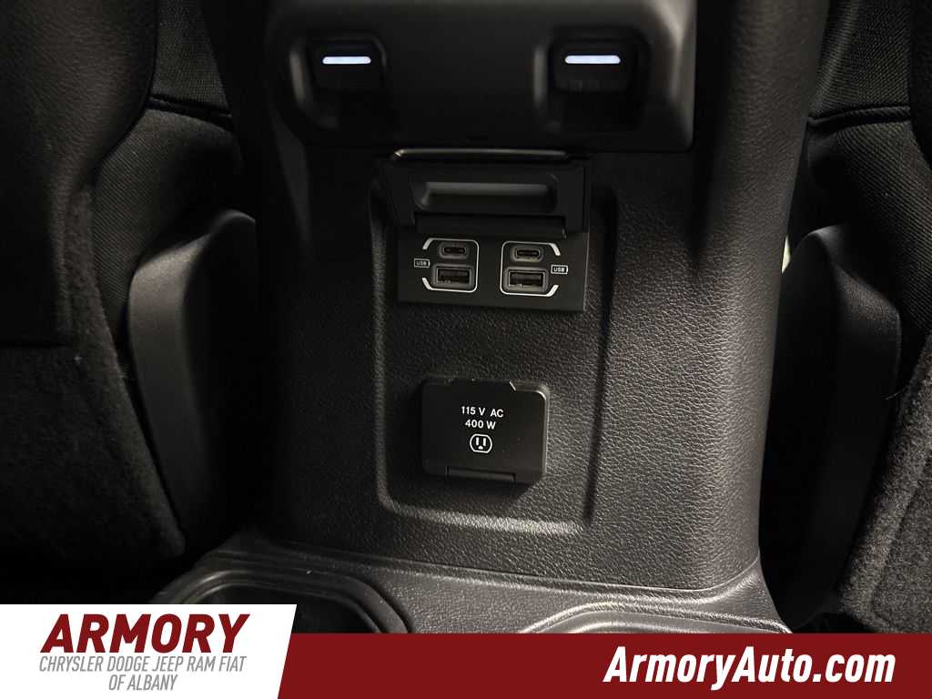 Thumbnail: 2021 Jeep Gladiator - 31