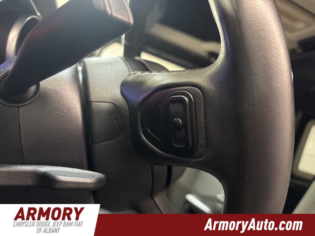 Thumbnail: 2018 Jeep Wrangler - 12