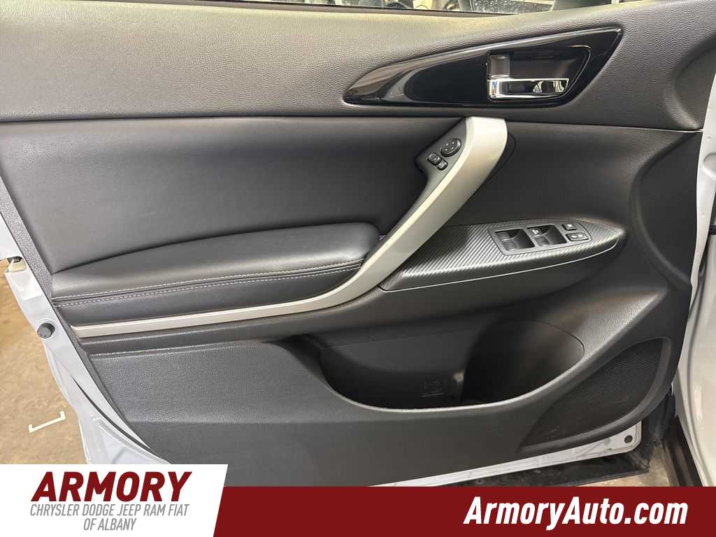 Thumbnail: 2024 Mitsubishi Eclipse Cross - 7