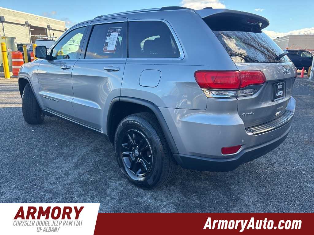 Thumbnail: 2017 Jeep Grand Cherokee - 6