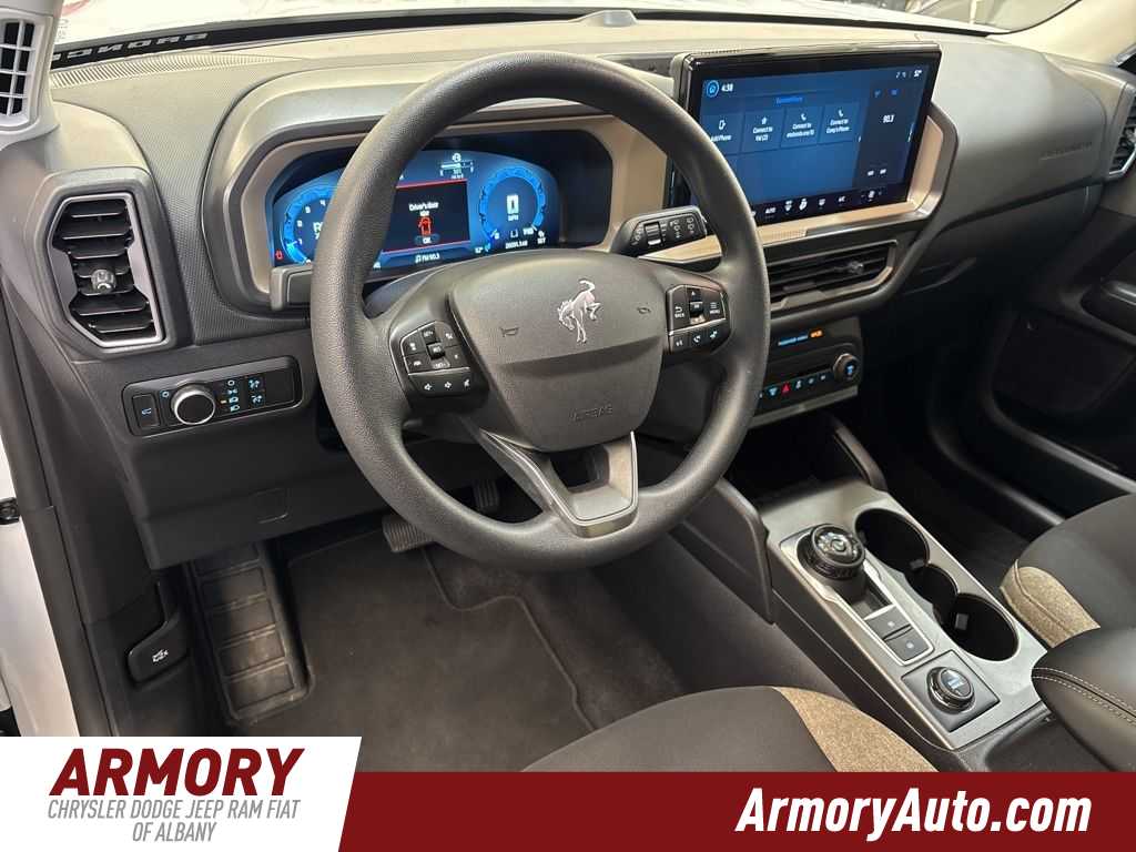 Thumbnail: 2025 Ford Bronco Sport - 10