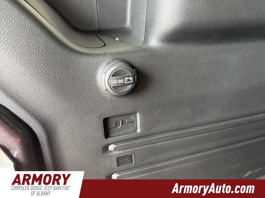 Thumbnail: 2025 Jeep Wrangler - 29