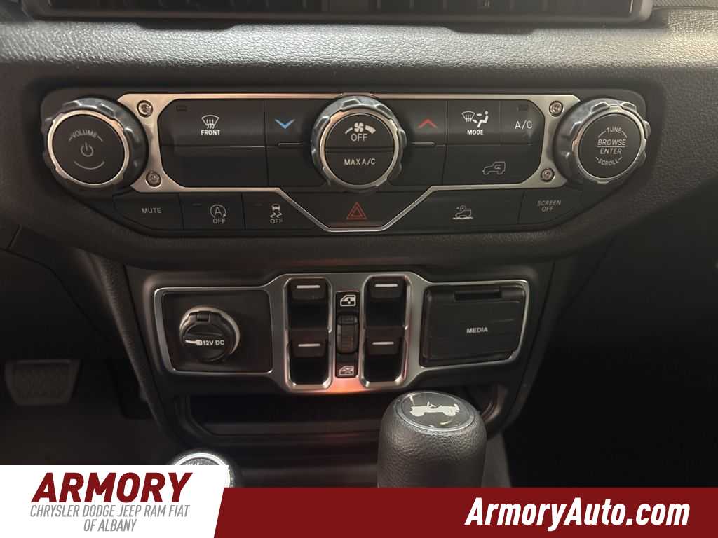 Thumbnail: 2026 Jeep Wrangler - 16