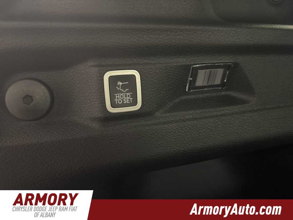 Thumbnail: 2025 Jeep Grand Cherokee L - 26