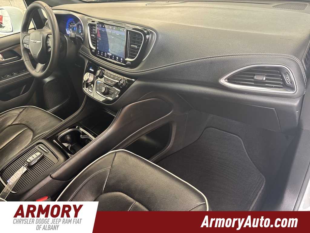 Thumbnail: 2022 Chrysler Pacifica - 51