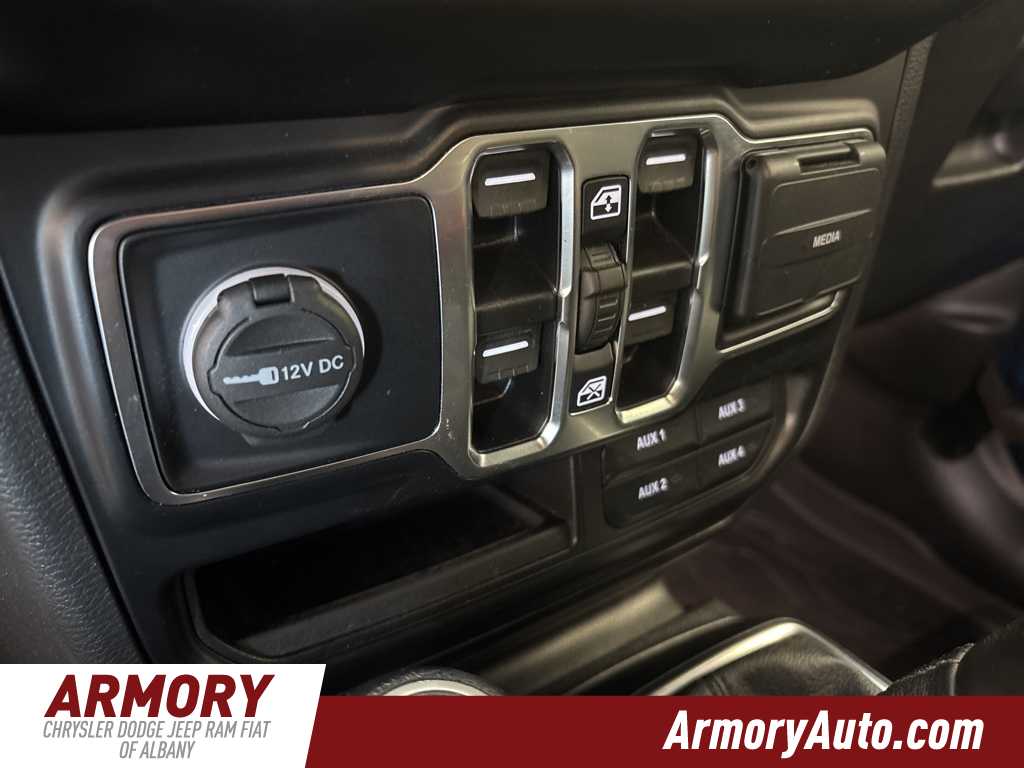 Thumbnail: 2022 Jeep Gladiator - 20