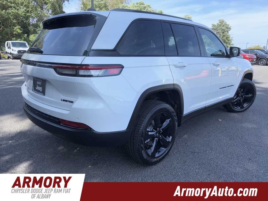 Thumbnail: 2025 Jeep Grand Cherokee - 4