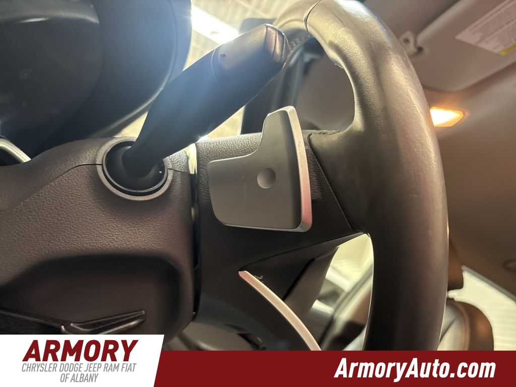 Thumbnail: 2019 Hyundai Ioniq - 12