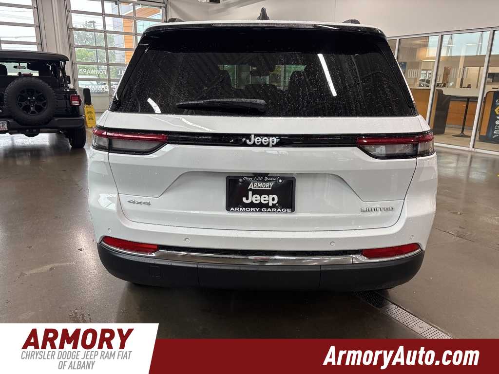 Thumbnail: 2025 Jeep Grand Cherokee - 5