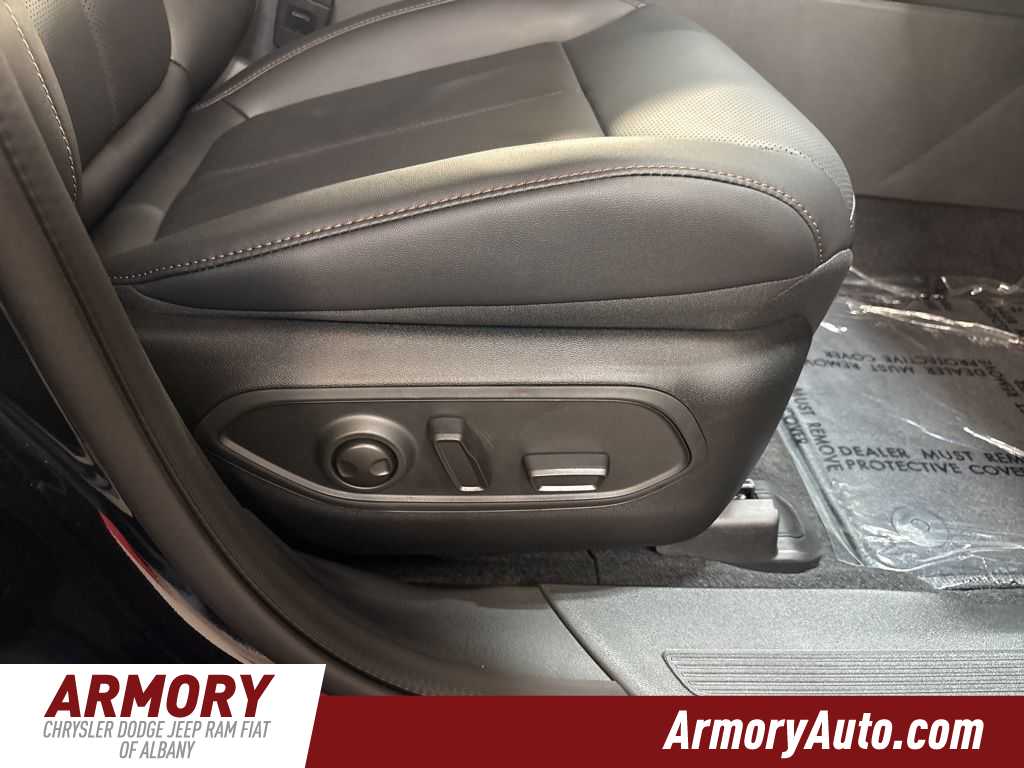 Thumbnail: 2026 Jeep Cherokee - 43