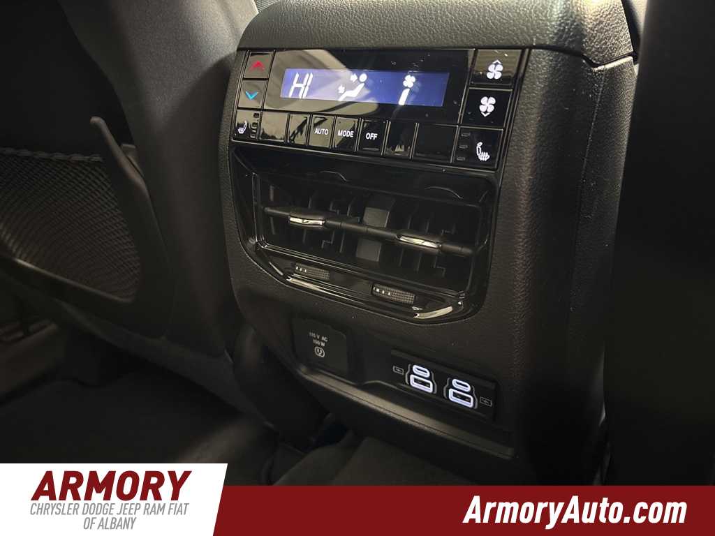 Thumbnail: 2025 Jeep Grand Cherokee L - 37