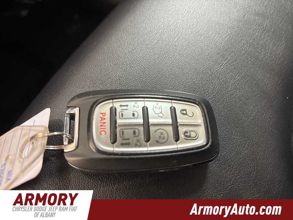 Thumbnail: 2024 Chrysler Pacifica - 23