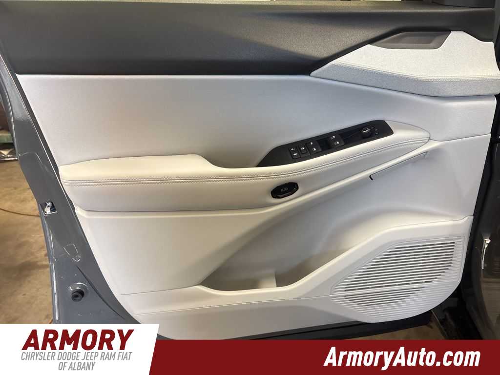 Thumbnail: 2026 Jeep Cherokee - 7